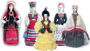 увенирные фарфоровые куклы в национальных костюмах разных народов