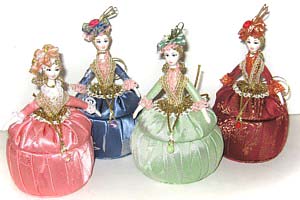 сувенирные куклы-шкатулки ручной работы из фарфора и текстил¤