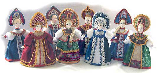 сувенирные куклы в русских костюмах на конусе-подставке